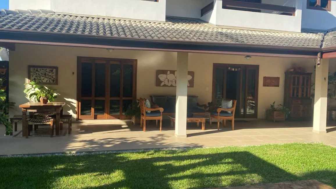 Foto 7 de Casa com 4 quartos à venda, 380m2 em Nossa Senhora do Perpétuo Socorro, Pindamonhangaba - SP