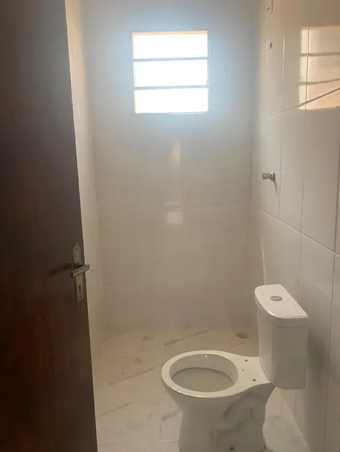 Foto 1 de Casa com 2 quartos à venda, 60m2 em Residencial e Comercial Portal dos Eucaliptos, Pindamonhangaba - SP