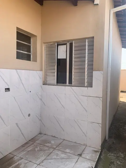 Foto 4 de Casa com 2 quartos à venda, 60m2 em Residencial e Comercial Portal dos Eucaliptos, Pindamonhangaba - SP