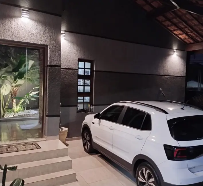 Foto 2 de Casa com 3 quartos à venda, 260m2 em Bosque da Saúde, Taubate - SP