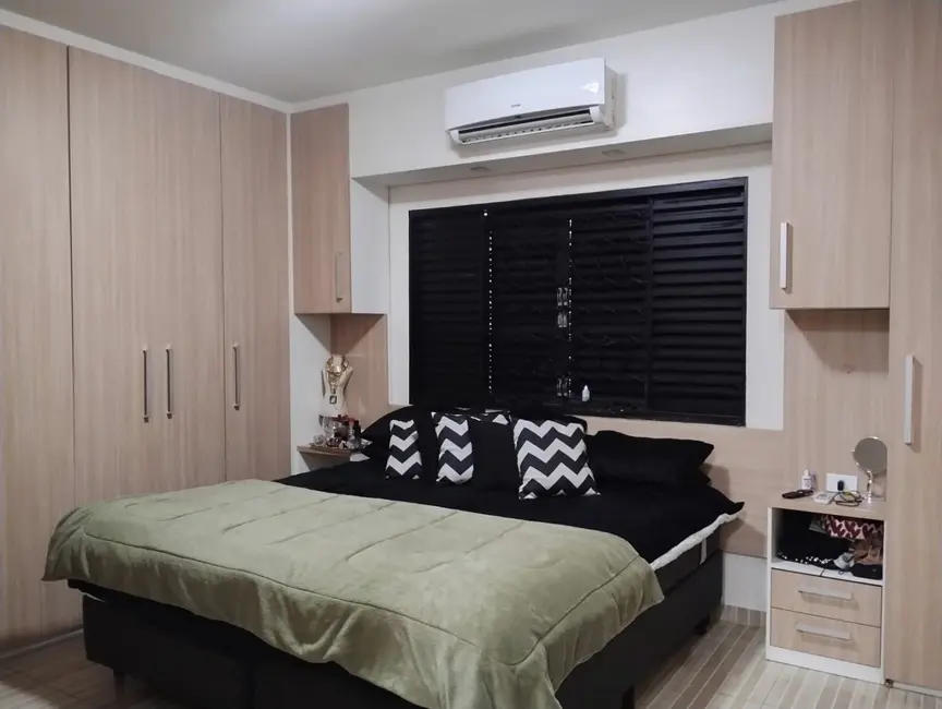 Foto 8 de Casa com 3 quartos à venda, 260m2 em Bosque da Saúde, Taubate - SP