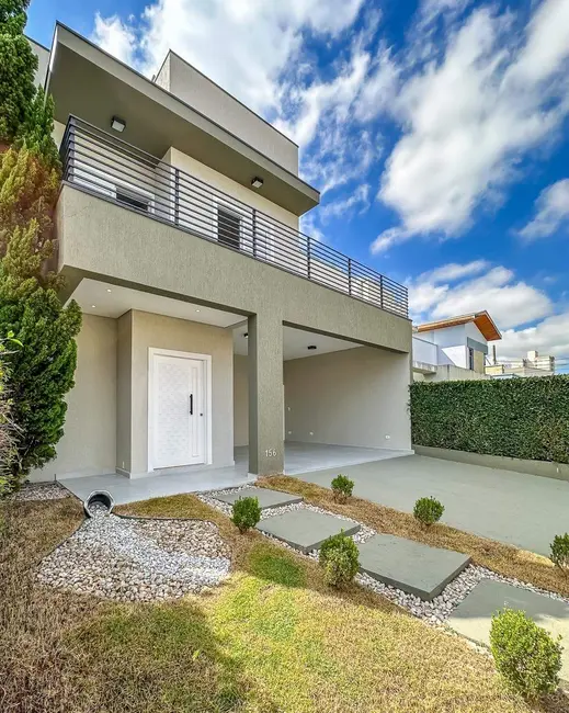 Foto 3 de Casa de Condomínio com 3 quartos à venda, 250m2 em Parque São Luís, Taubate - SP