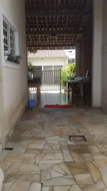 Foto 8 de Casa com 4 quartos à venda, 300m2 em Jardim das Nações, Taubate - SP