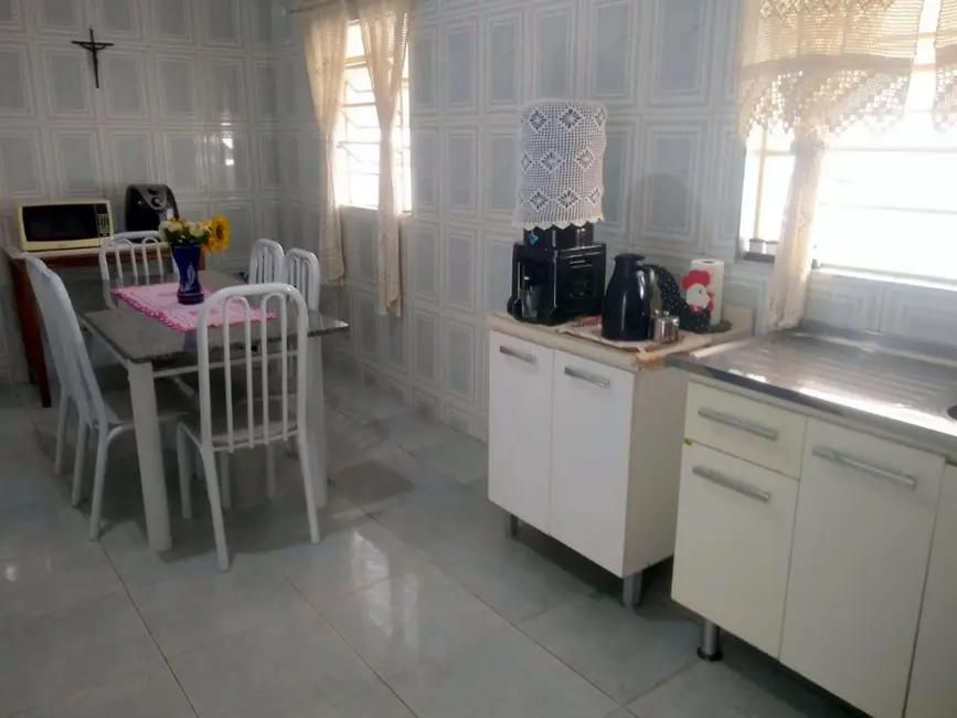 Foto 3 de Casa com 2 quartos à venda, 66m2 em Jardim do Vale, Guaratingueta - SP