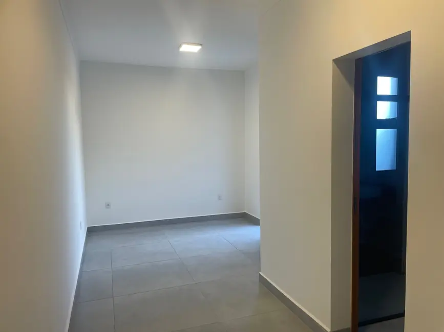 Foto 4 de Casa de Condomínio com 3 quartos à venda, 104m2 em Loteamento Industrial Água Preta, Pindamonhangaba - SP