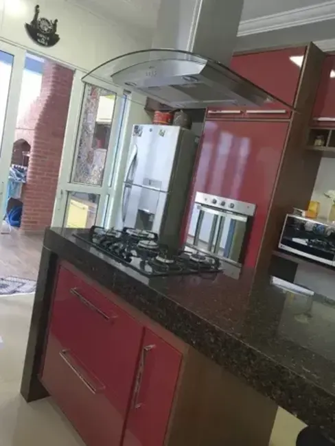 Foto 5 de Casa de Condomínio com 3 quartos à venda, 154m2 em Vila dos Comerciários 2, Taubate - SP