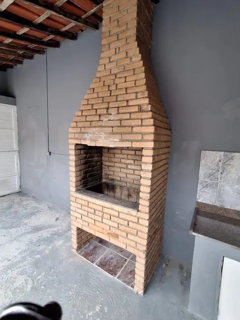 Foto 2 de Casa com 2 quartos à venda, 82m2 em Cidade Jardim, Caraguatatuba - SP