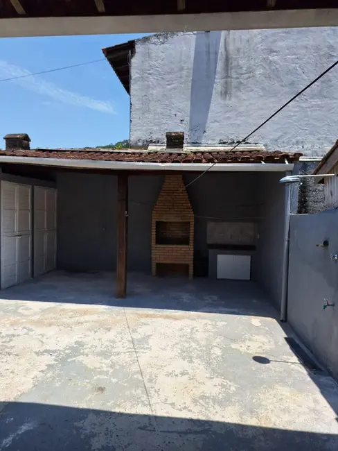 Foto 1 de Casa com 2 quartos à venda, 82m2 em Cidade Jardim, Caraguatatuba - SP
