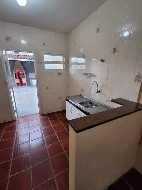 Foto 3 de Casa com 2 quartos à venda, 82m2 em Cidade Jardim, Caraguatatuba - SP