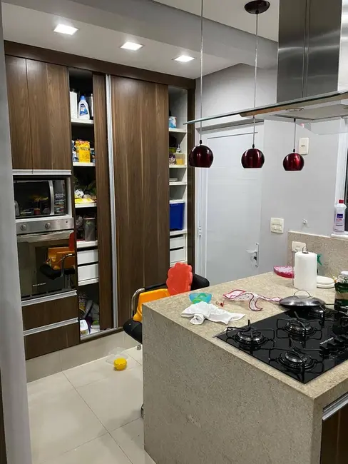 Casa de Condomínio com 3 quartos à venda, 180m2 em Sao Jose Dos Campos - SP - imagem 5 Foto 5 de Casa de Condomínio com 3 quartos à venda, 180m2 em Sao Jose Dos Campos - SP