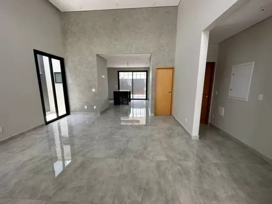 Foto 4 de Casa de Condomínio com 3 quartos à venda, 150m2 em Cacapava - SP