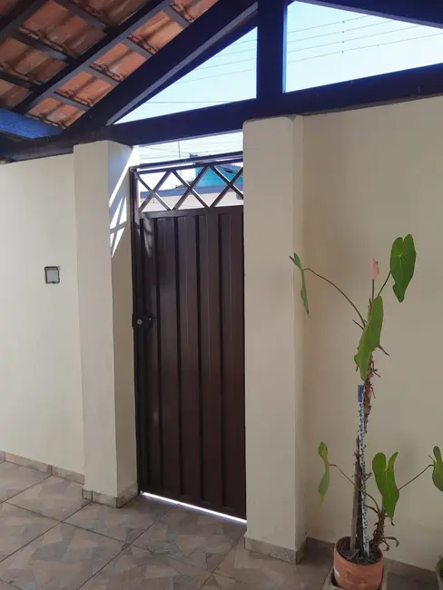 Foto 3 de Casa com 3 quartos à venda, 134m2 em Tremembe - SP