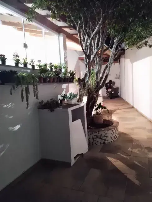 Foto 2 de Casa com 3 quartos à venda, 260m2 em Jardim Bela Vista, Taubate - SP