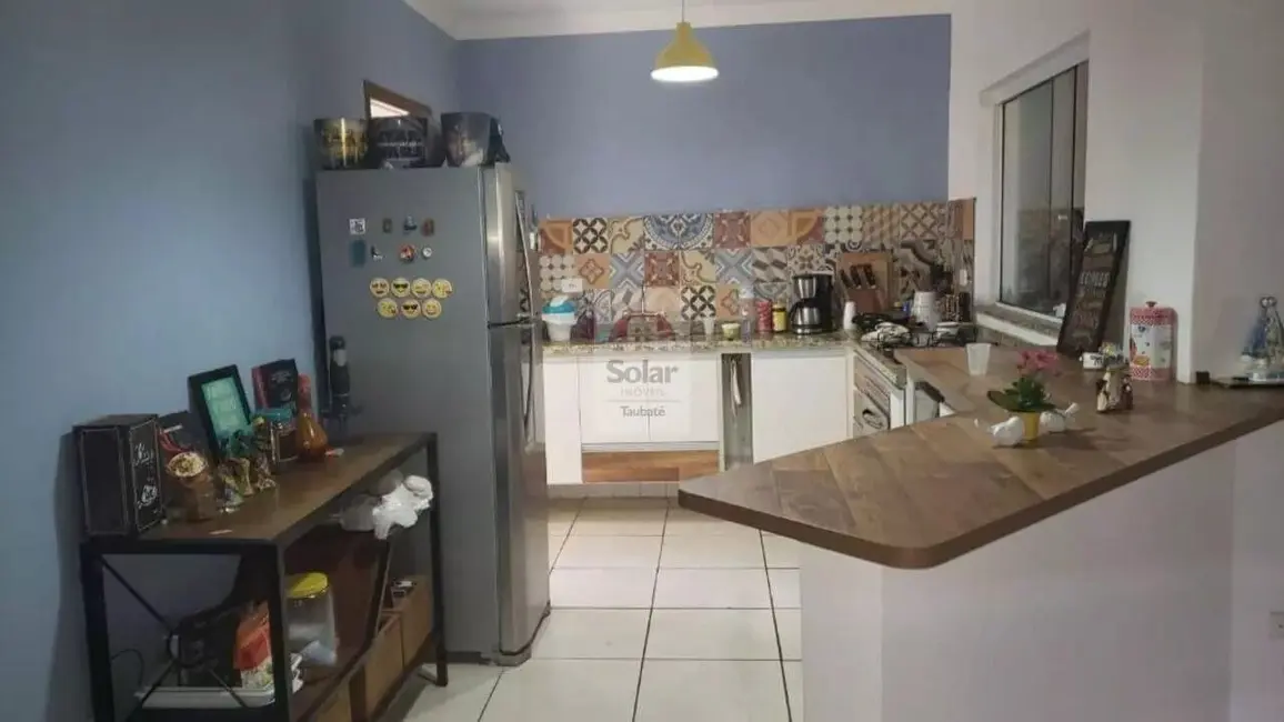 Foto 1 de Casa de Condomínio com 3 quartos à venda, 180m2 em Chácaras Reunidas Brasil, Taubate - SP