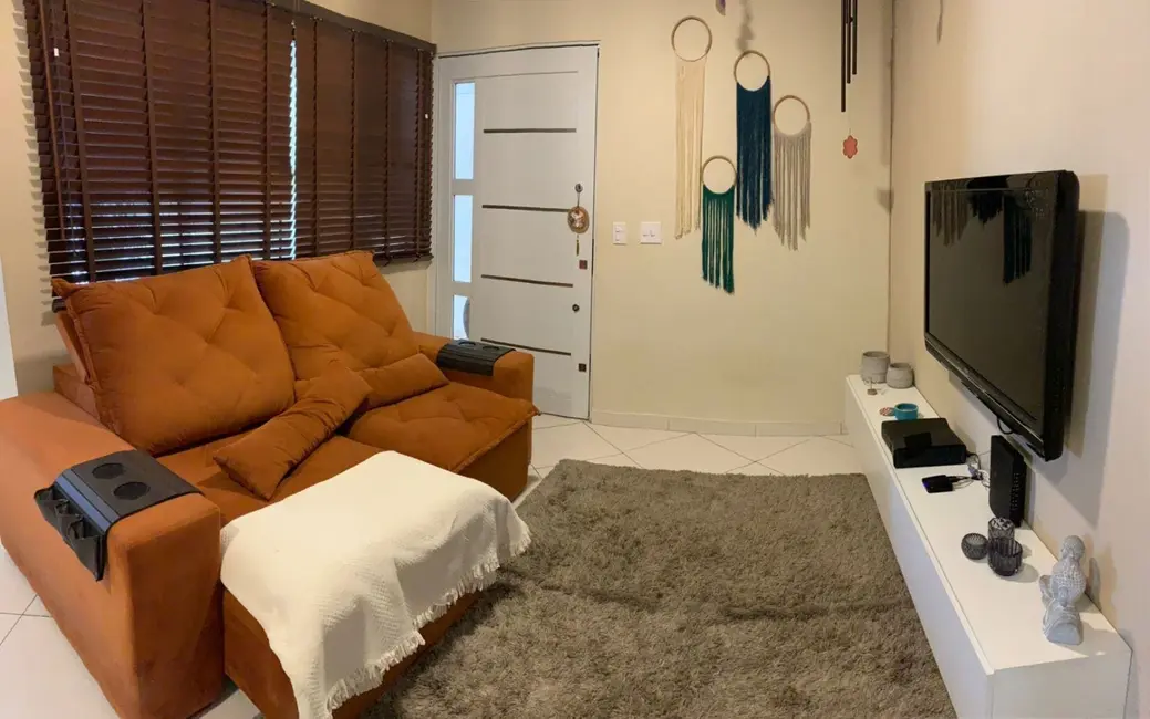 Foto 9 de Casa de Condomínio com 2 quartos à venda, 140m2 em Parque Esperança, Taubate - SP