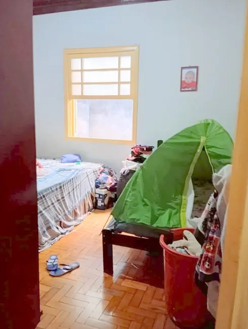 Casa com 2 quartos à venda, 166m2 em Centro, Aparecida - SP - imagem 4 Foto 4 de Casa com 2 quartos à venda, 166m2 em Centro, Aparecida - SP