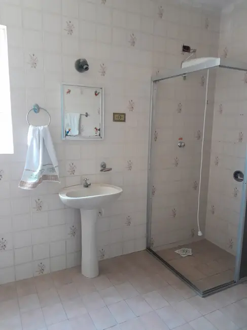 Foto 4 de Casa com 2 quartos à venda, 114m2 em Pindamonhangaba - SP