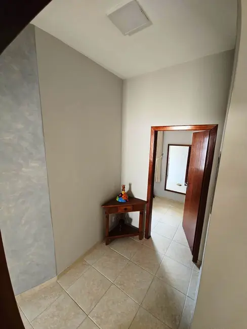 Foto 9 de Casa com 2 quartos à venda, 168m2 em Santana, Pindamonhangaba - SP