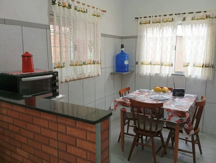 Foto 1 de Casa com 2 quartos à venda, 90m2 em Potim - SP