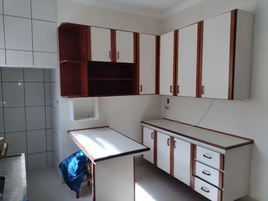 Foto 8 de Casa com 3 quartos à venda, 180m2 em Parque São Jorge, Taubate - SP