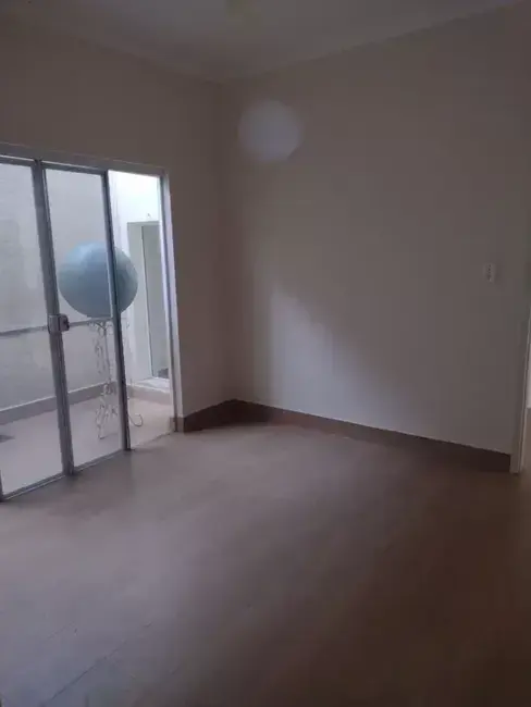 Foto 5 de Casa com 3 quartos à venda, 180m2 em Parque São Jorge, Taubate - SP