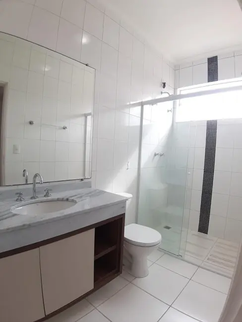 Foto 2 de Casa de Condomínio com 3 quartos à venda, 250m2 em Tremembe - SP