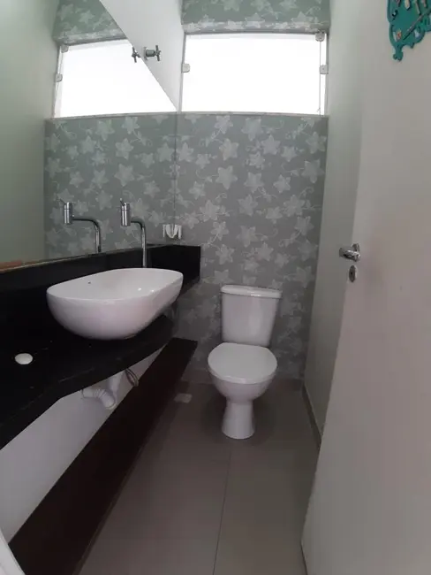Foto 1 de Casa de Condomínio com 3 quartos à venda, 250m2 em Tremembe - SP