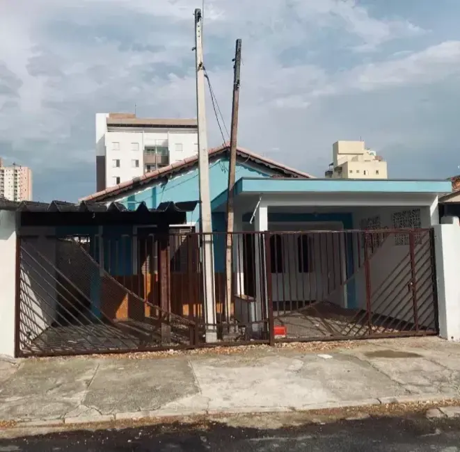 Foto 2 de Casa com 4 quartos à venda, 120m2 em Vila Nogueira, Taubate - SP