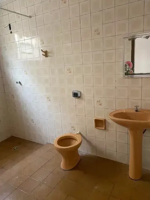 Foto 6 de Casa com 4 quartos à venda, 120m2 em Vila Nogueira, Taubate - SP