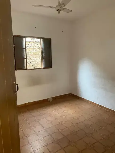 Foto 8 de Casa com 4 quartos à venda, 120m2 em Vila Nogueira, Taubate - SP