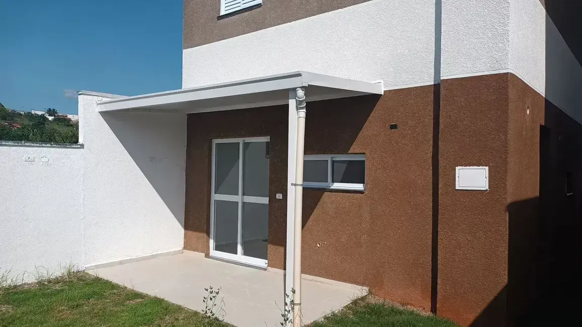 Foto 1 de Casa de Condomínio com 3 quartos à venda, 90m2 em Piracangaguá II, Taubate - SP