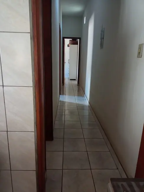 Foto 4 de Casa com 2 quartos à venda, 137m2 em Comercial e Residencial Jardim Mariana, Pindamonhangaba - SP