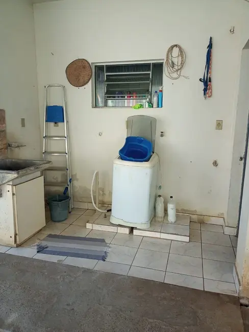 Foto 9 de Casa com 2 quartos à venda, 137m2 em Comercial e Residencial Jardim Mariana, Pindamonhangaba - SP