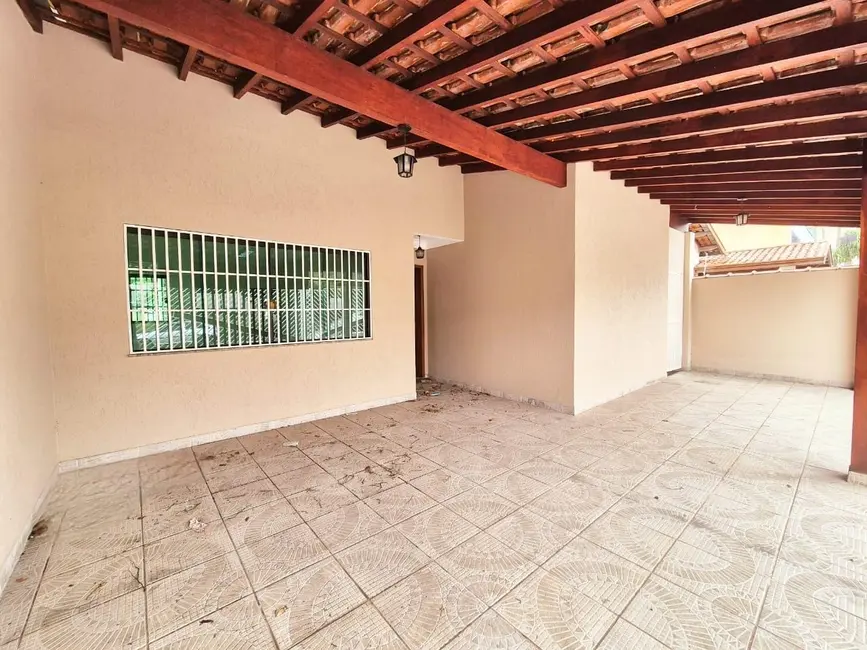 Foto 1 de Casa para alugar, 188m2 em Jardim do Ypê, Pindamonhangaba - SP