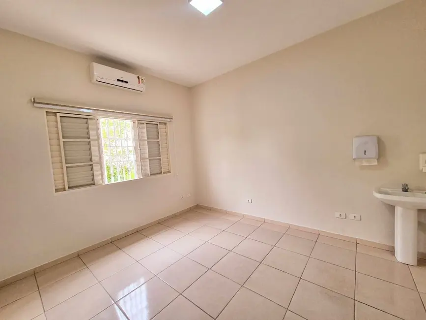 Foto 18 de Casa para alugar, 188m2 em Jardim do Ypê, Pindamonhangaba - SP