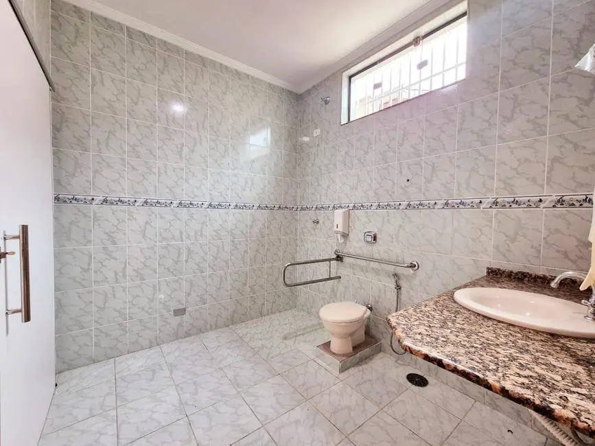 Foto 23 de Casa para alugar, 188m2 em Jardim do Ypê, Pindamonhangaba - SP