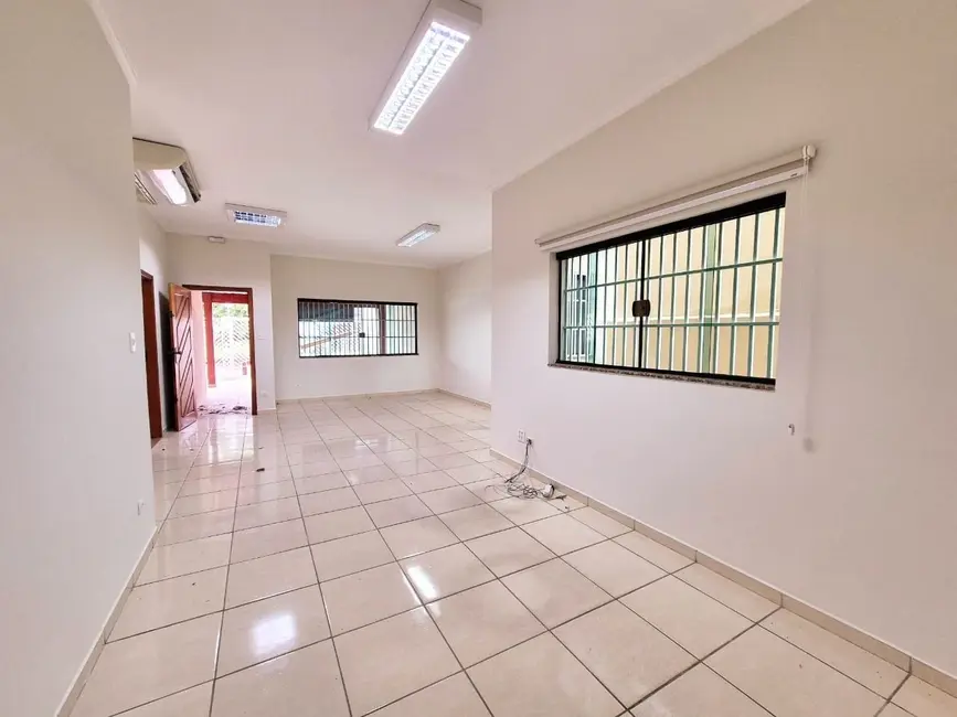Foto 4 de Casa para alugar, 188m2 em Jardim do Ypê, Pindamonhangaba - SP