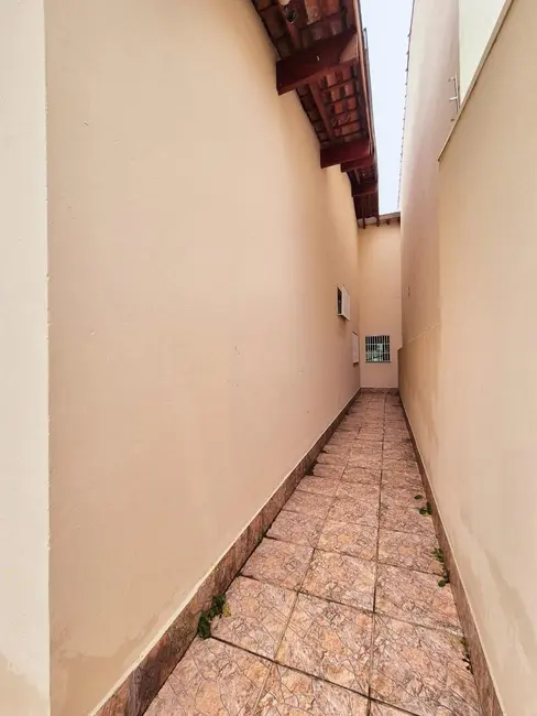 Foto 16 de Casa para alugar, 188m2 em Jardim do Ypê, Pindamonhangaba - SP