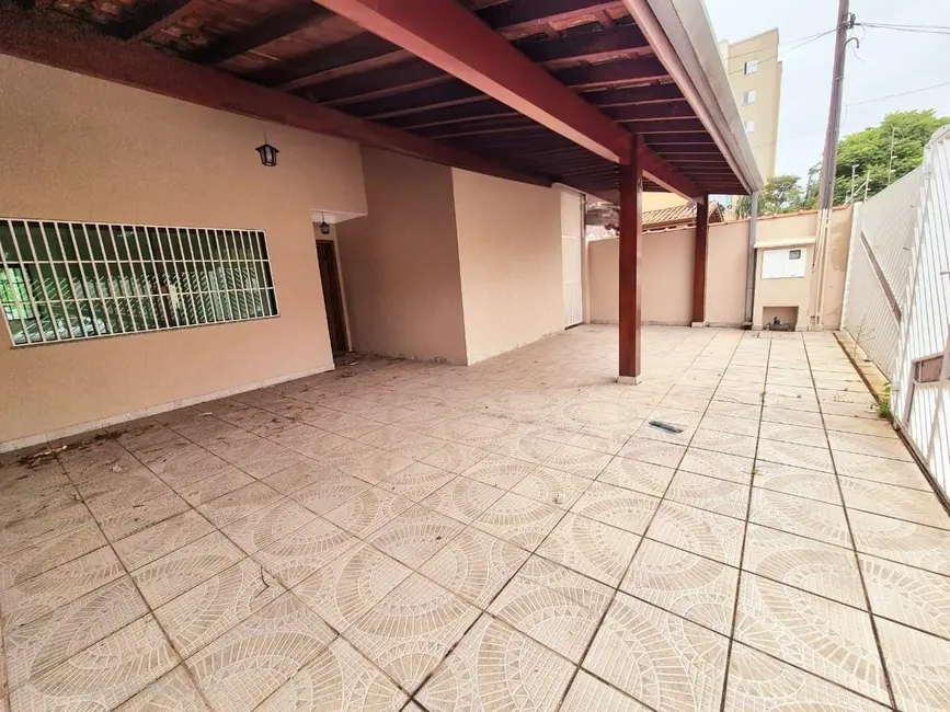 Foto 10 de Casa para alugar, 188m2 em Jardim do Ypê, Pindamonhangaba - SP