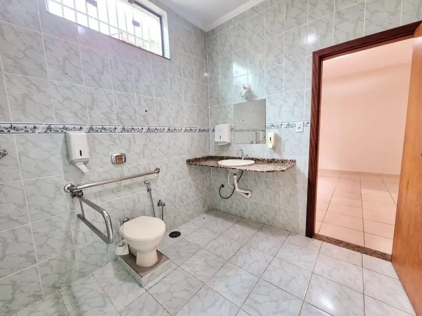 Foto 22 de Casa para alugar, 188m2 em Jardim do Ypê, Pindamonhangaba - SP