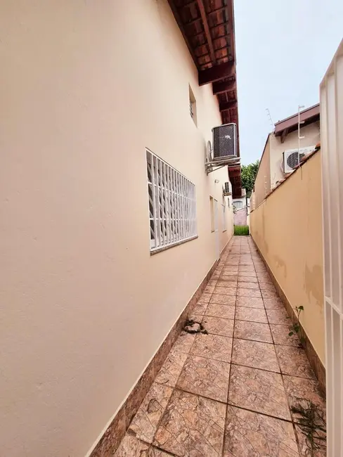 Foto 14 de Casa para alugar, 188m2 em Jardim do Ypê, Pindamonhangaba - SP