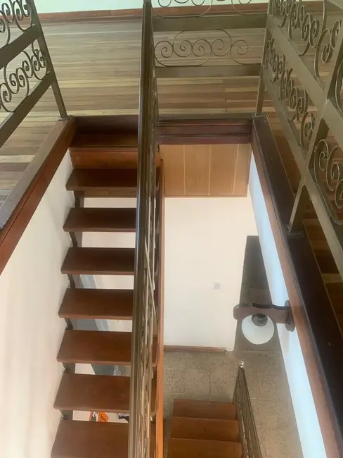 Foto 9 de Casa com 5 quartos à venda, 280m2 em Centro, Taubate - SP