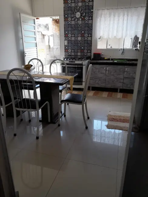 Foto 9 de Casa com 3 quartos à venda, 176m2 em Parque São Luís, Taubate - SP