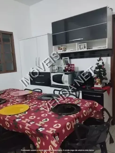 Foto 3 de Casa com 2 quartos à venda, 125m2 em Residencial Mombaça I, Pindamonhangaba - SP