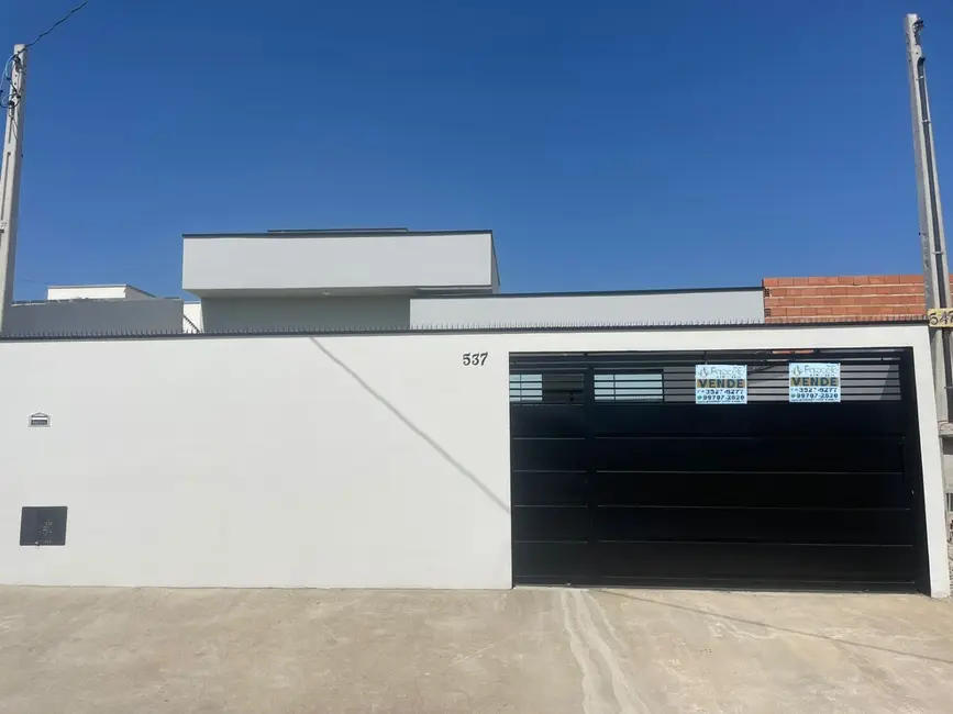 Foto 2 de Casa com 2 quartos à venda, 100m2 em Loteamento Residencial e Comercial Araguaia, Pindamonhangaba - SP