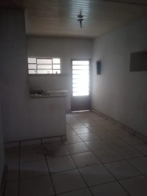 Foto 4 de Casa com 2 quartos à venda, 144m2 em Estiva, Taubate - SP