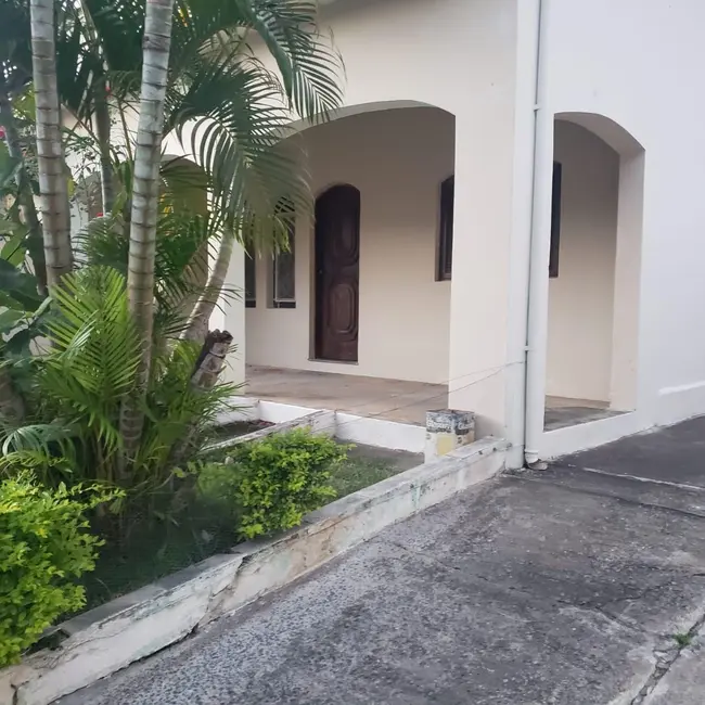 Foto 1 de Casa com 2 quartos à venda em Aparecida - SP
