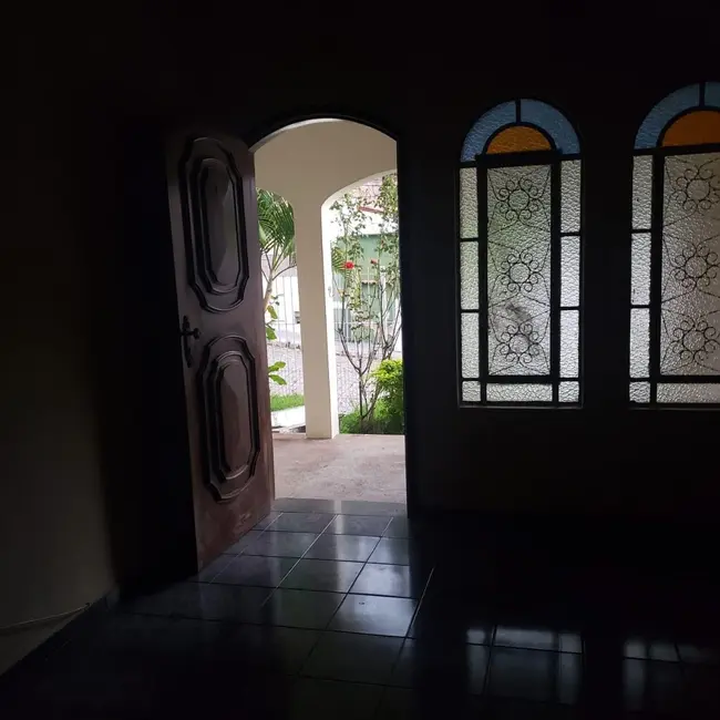 Casa com 2 quartos à venda em Aparecida - SP - imagem 4 Foto 4 de Casa com 2 quartos à venda em Aparecida - SP