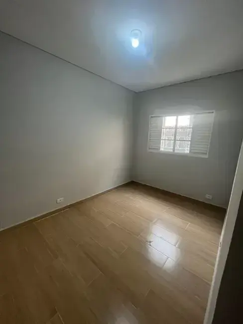Foto 9 de Casa com 2 quartos à venda, 57m2 em Loteamento Parque Piracangaguá, Taubate - SP