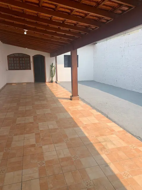 Foto 2 de Casa com 1 quarto à venda, 90m2 em Residencial Nova Esperança, Pindamonhangaba - SP